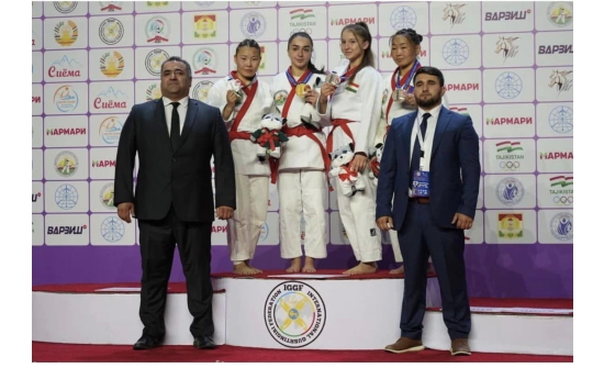 Хилчид кураш бөхийн ДАШТ-ээс мөнгө, хүрэл медаль хүртлээ