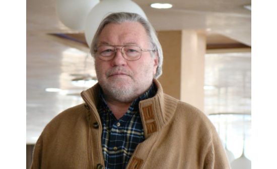 Монгол судлаач Ю.Кручкин шинэ толь бичгээ Оросын сөрөг хүчний удирдагч А.Навальныйд зориулжээ