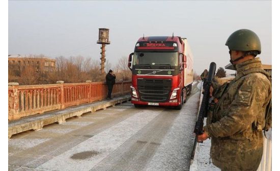 Гучин жил хаалттай байсан хилийг нээж тусламж илгээв