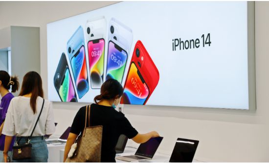 Хятадад анх удаа АНУ-аас илүү олон “iPhone” гар утас нийлүүлэв