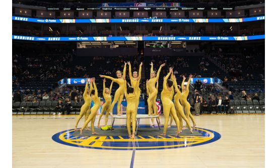Монголын уран нугараачид “NBA”-ийн тоглолтын үеэр нугарлаа