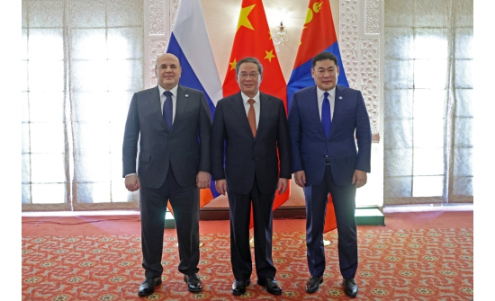 Монгол, Хятад, Оросын ерөнхий сайдууд уулзлаа