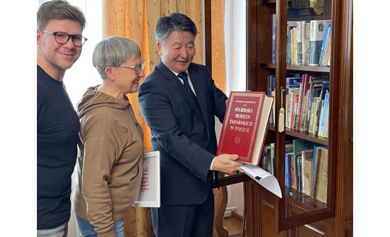 Польшийн татарууд уламжлалт баярынхаа үеэр Монголын соёлыг сурталчилна
