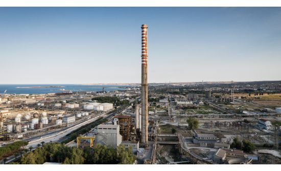 ОХУ газрын тосны олборлолтоо бууруулахаа мэдэгдсэнээр ханш нь хоёр хувиар өсөв