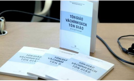 Вьетнамд шашны Цагаан ном хэвлэгдэн гарлаа
