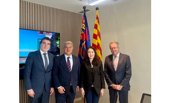 Испанийн "Барселона" клуб Монголд хүүхдийн хөлбөмбөгийн академи нээнэ
